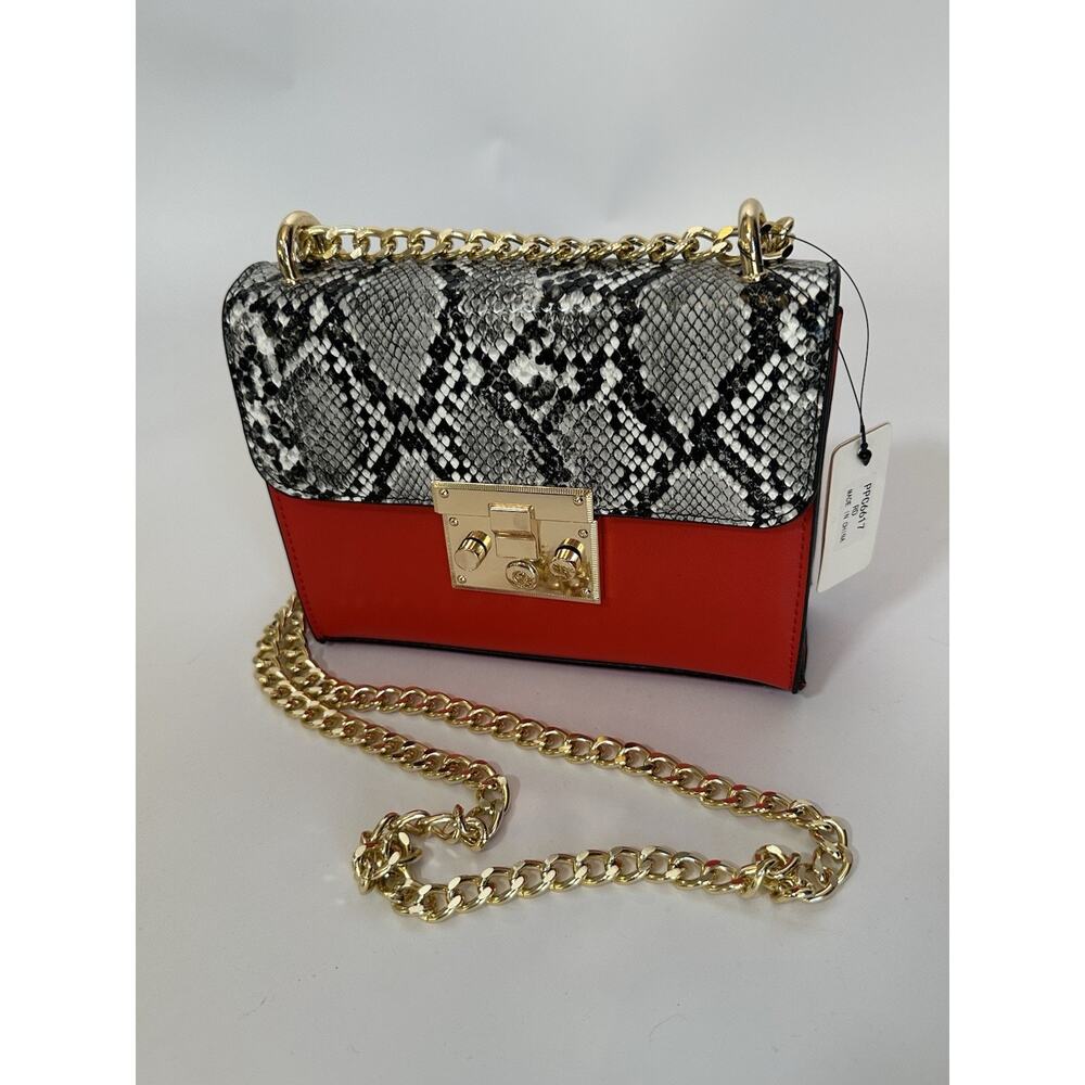 FASHION NOVA Snake Print Crossbody Bag